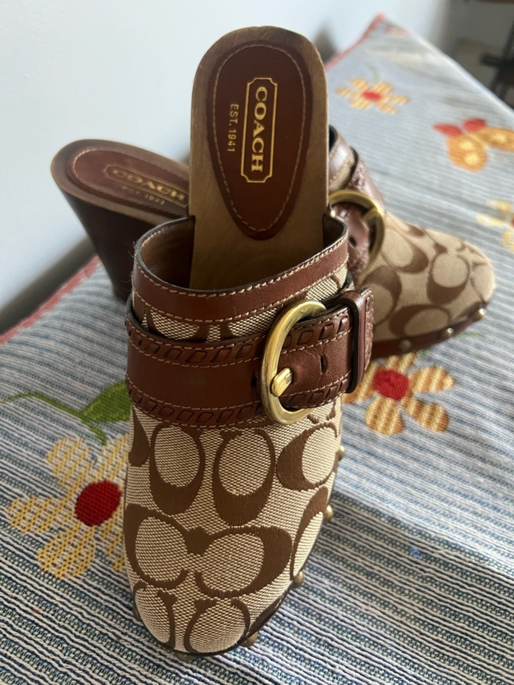 Coach Tan and Brown Signature Clog Mules with Brass Buckle 7.5 - Picture 4 of 11